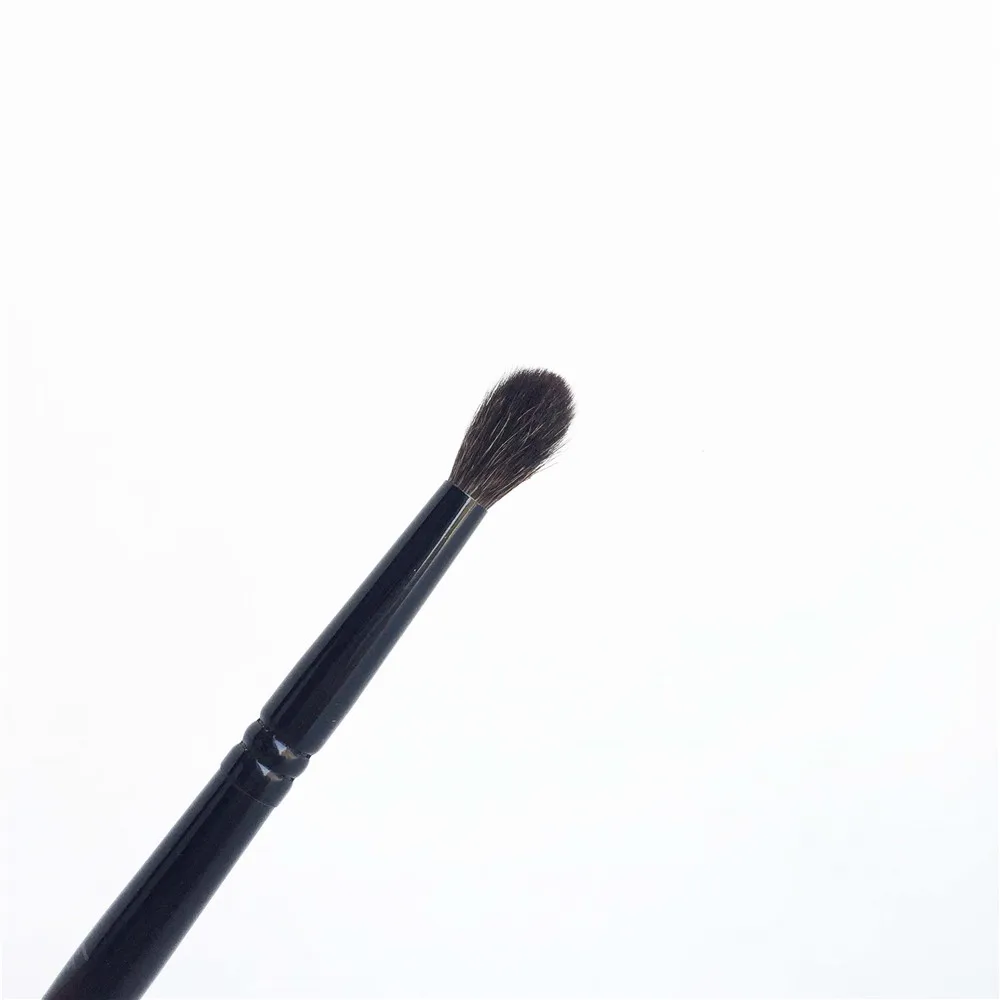 Brush 04 Small Eye Shadow Crease Brush _ 3