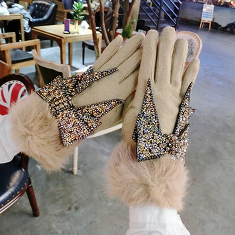 

Elegant Women Winter Wool Touch Screen Gloves Rhineston Bowknot Fur Gloves Female Mittens Cashmere Double Warm Gloves Luva