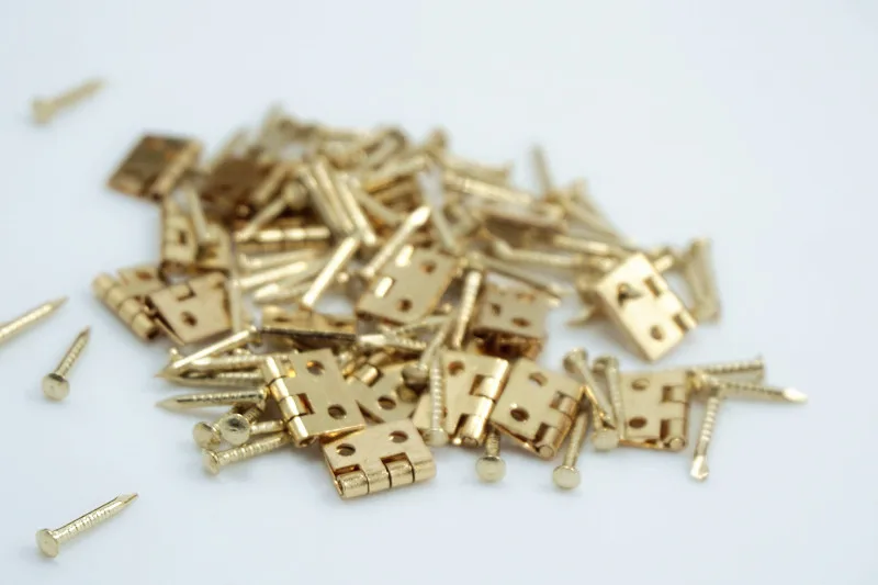 HTB1TUr.dOMnBKNjSZFoq6zOSFXaN