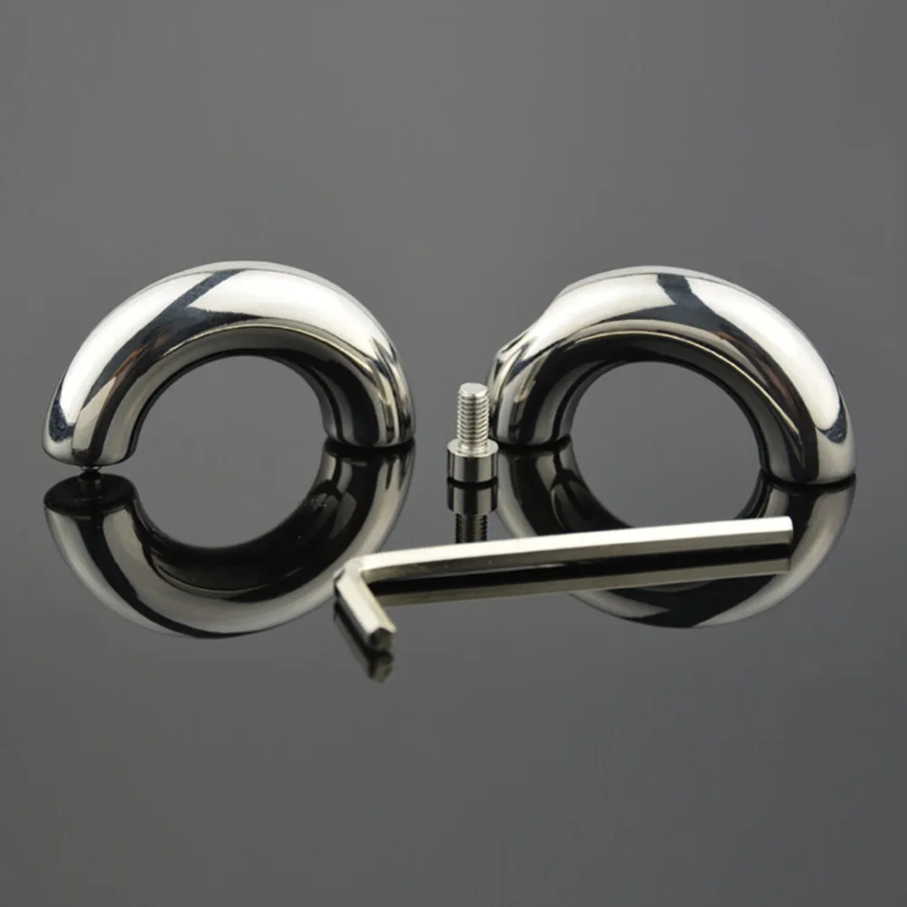 metallicheskoe-koltso-na-yaichkah