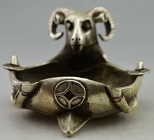 Elaborate Collectible Decorated Old Handwork Tibetan Silver Sheep Auspicious Ashtray