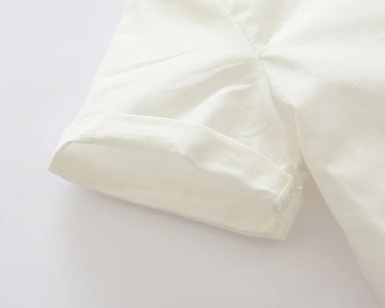 3598831579_2068599042