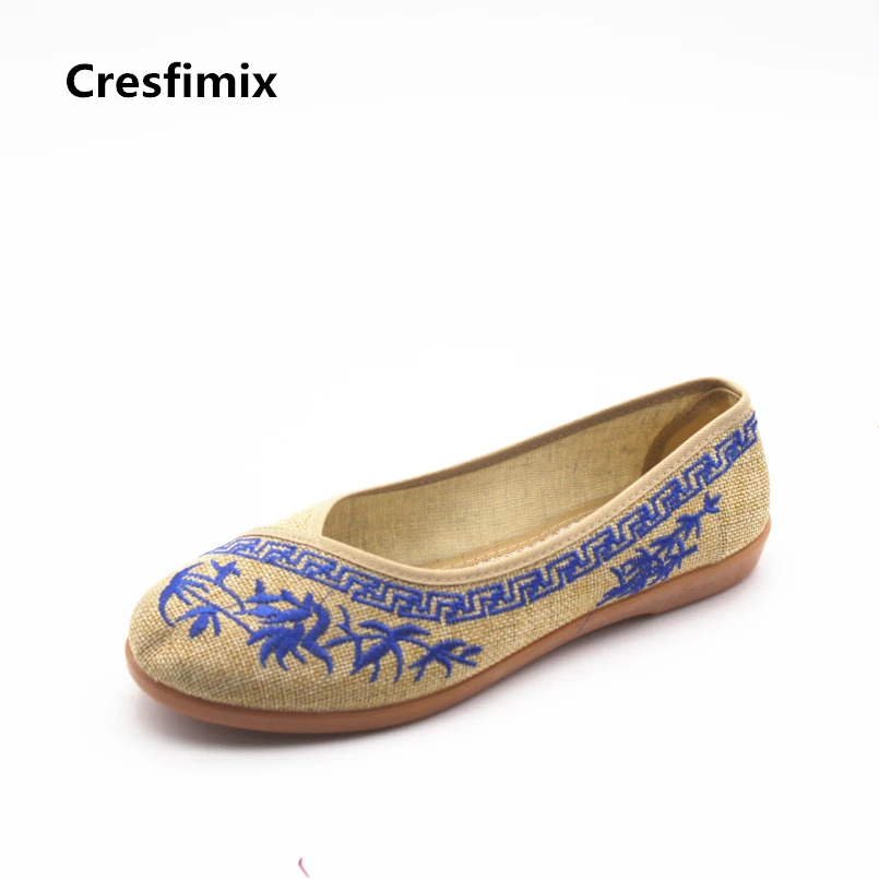 

Cresfimix zapatos de mujer women cute spring & summer slip on flat shoes lady retro embroidery dance shoes female comfy shoes