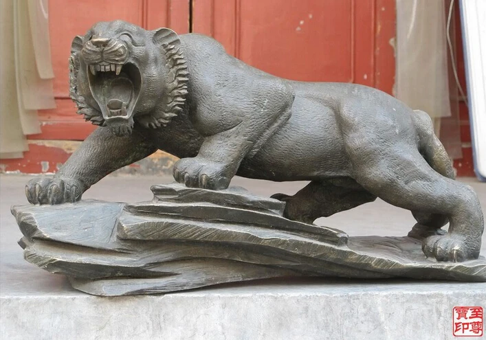 

xiuli 003839 24"China Bronze Wild Tiger Wander in the granite stone king of beasts statue