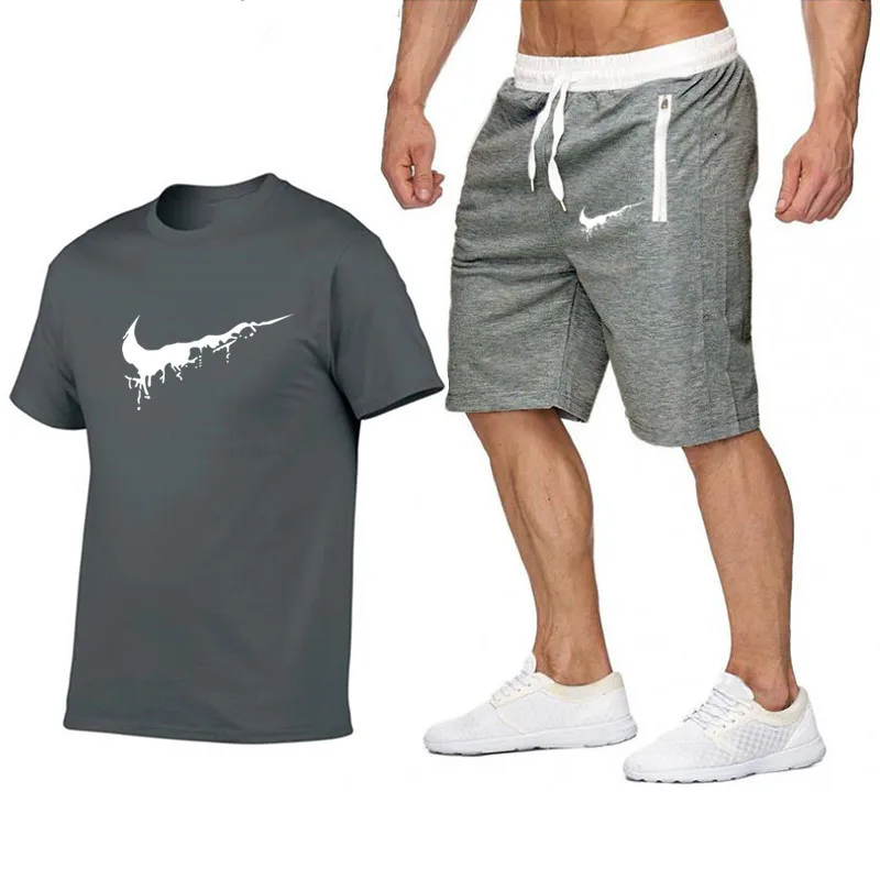

Very Nice Men's Sets Summer Fashion Print Shorts Pants+T shirts Set Men Short Sleeve Shirts Casual Men Clothing Sets Tracksuit