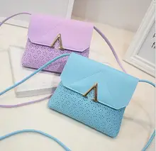 2016 berühmte Designer Marke Handtasche Kleine Geldbörse Kupplung Design Logo Mini frauen Umhängetasche Umhängetasche Hohe Qualität PU 022