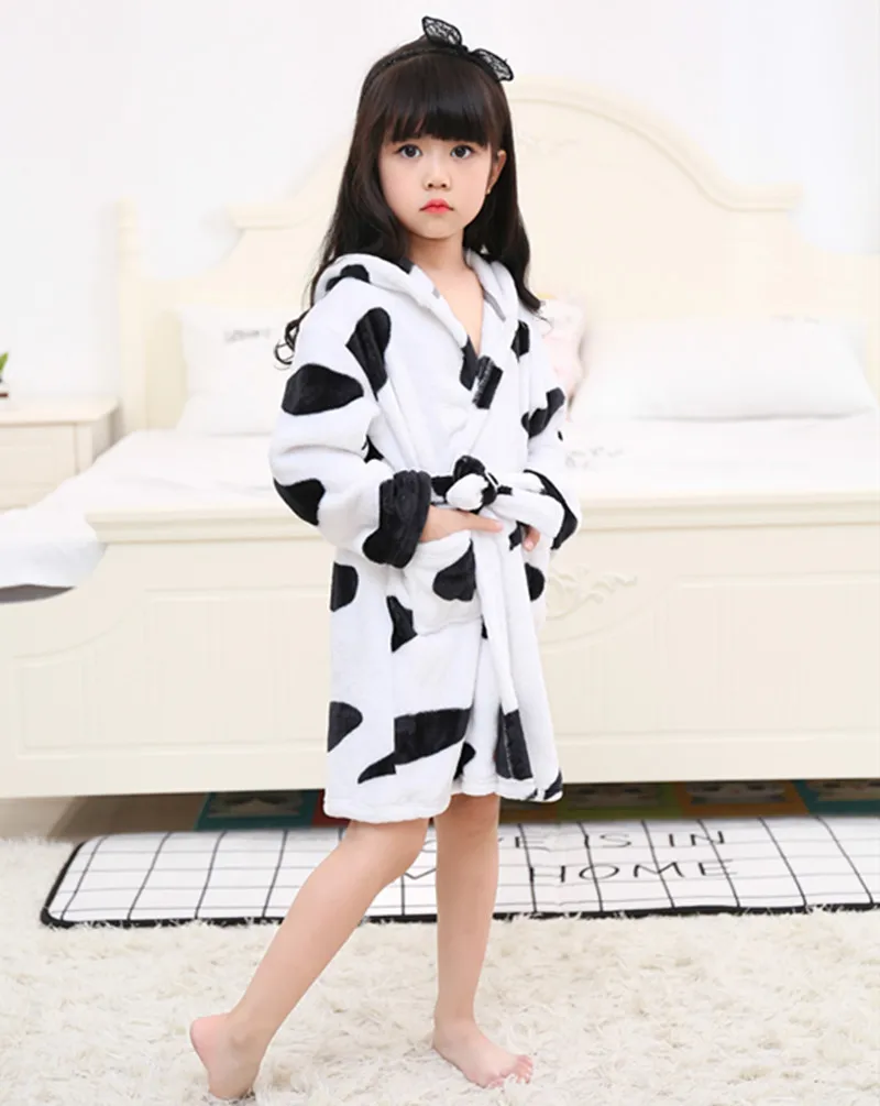 Kids Girls Bathrobes Clothes Children Flannel Sleepwear Cartoon Home Wear Nightgowns Pajamas Fashion Boys Animal Hooded Robes