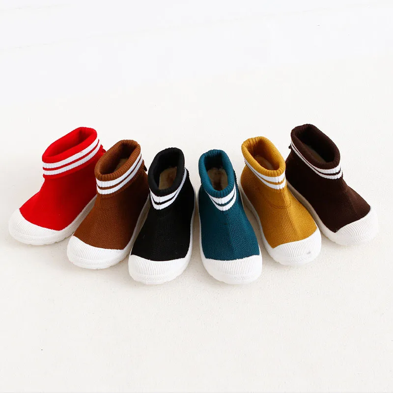 

Children's footwear with soft soles, indoor shoes, outdoor shoes, rubber soles, toddlers, and thicker woolen socks Z7