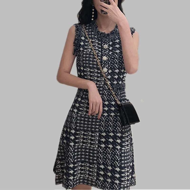 

New Summer Slim Houndstooth pattern knitted jacquard Sweater Dress Fashion Streetwear Summer Knit Sweater tassel Dress