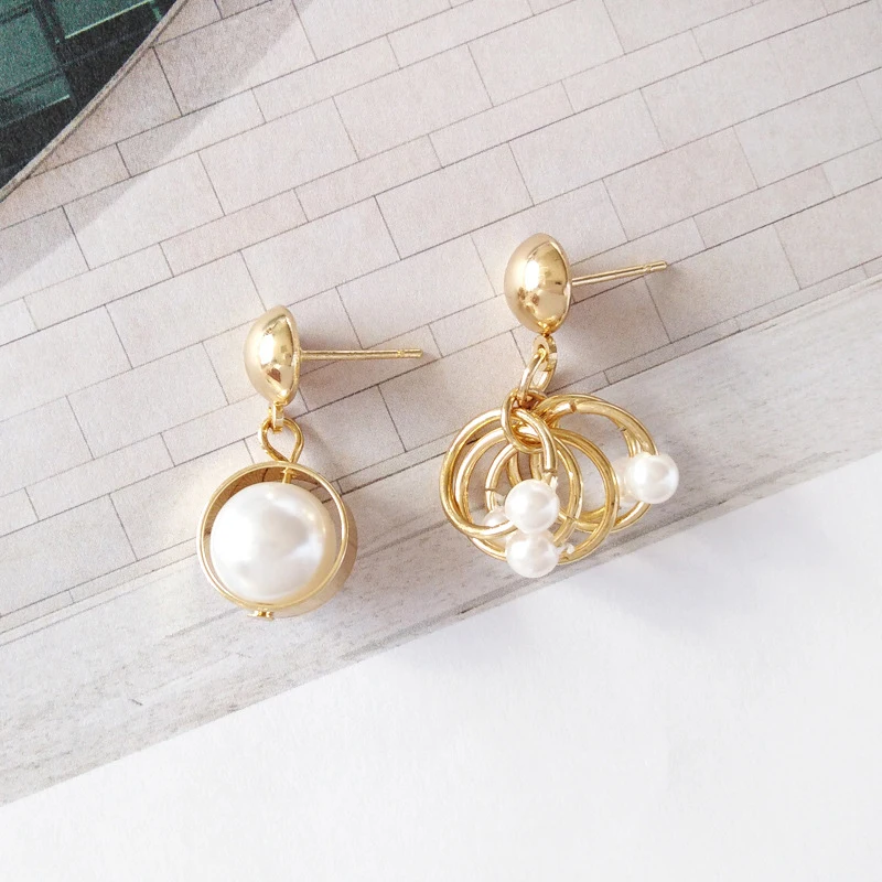 

Korea Fashion Metal Irregular Geometric Long Dangle Earrings For Women Jewelry boucle d'oreille Vintage Simulated Pearl Earrings