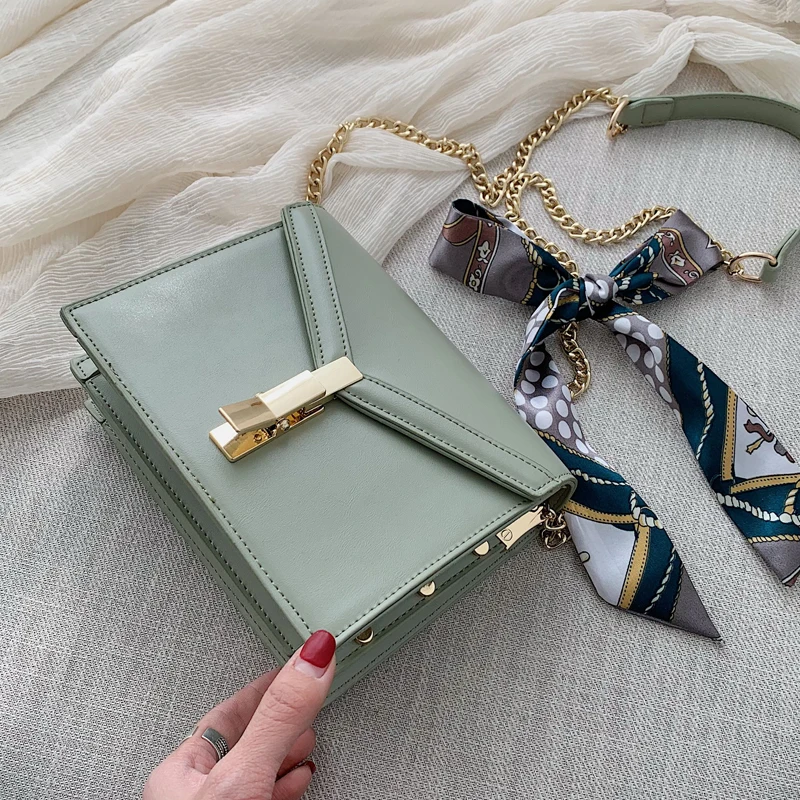 

ETAILL 2019 Casual Solid Pu Leather Crossbody Bags For Women with Scarves Golden Chain Messenger Bags Mini Small Flap Bag Girls