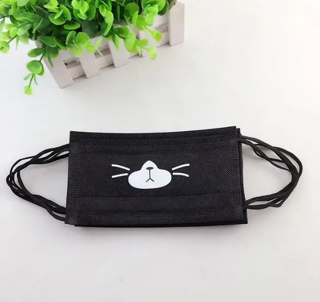 

60/lot Fashion Men Black Anti-Dust fabric Cat Bear Anime Cartoon Mouth Mask Kpop Lucky Bear Fashion Muffle Face Mouth Masks