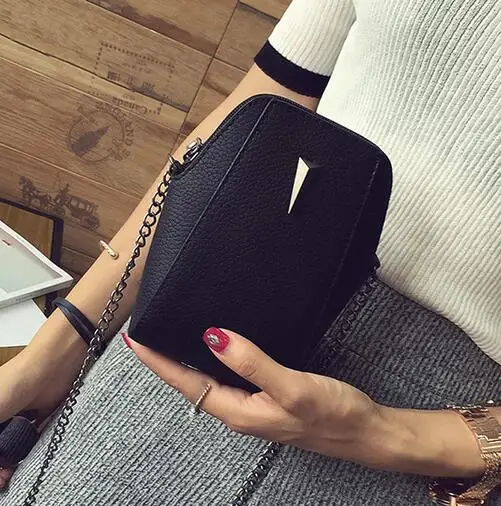 

M492 Scriptures Popular Specific Character Steel L-Plate Mini Messenger Bags Small Size Women Bag Gift Wholesale