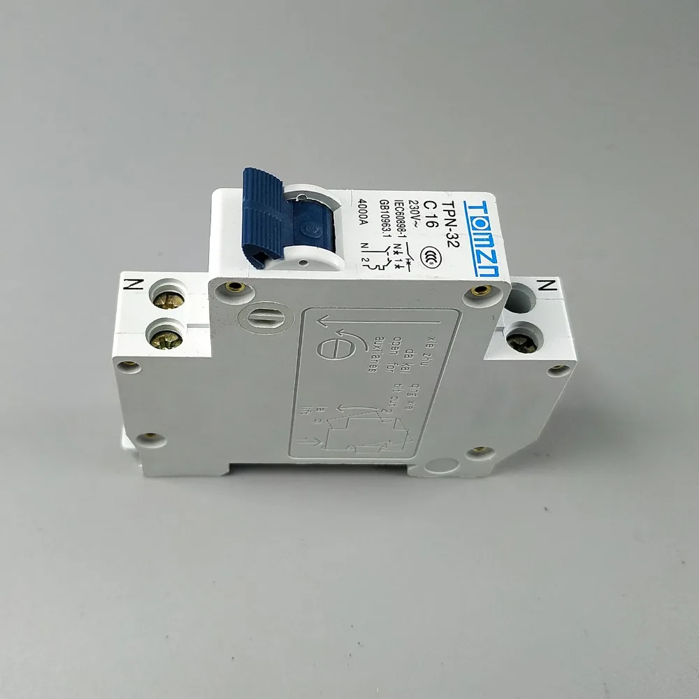 Interruptor de circuito compacto de 10A,16A,20A,25A,32A, Disyuntor MCB TPN 1P + N