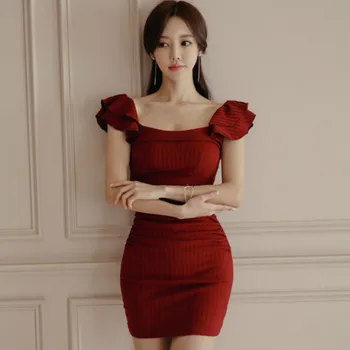 

2020 Summer Ruffles Sleeve Slim Bodycon Knitted Mini Bodycon Sexy Red Club Dress