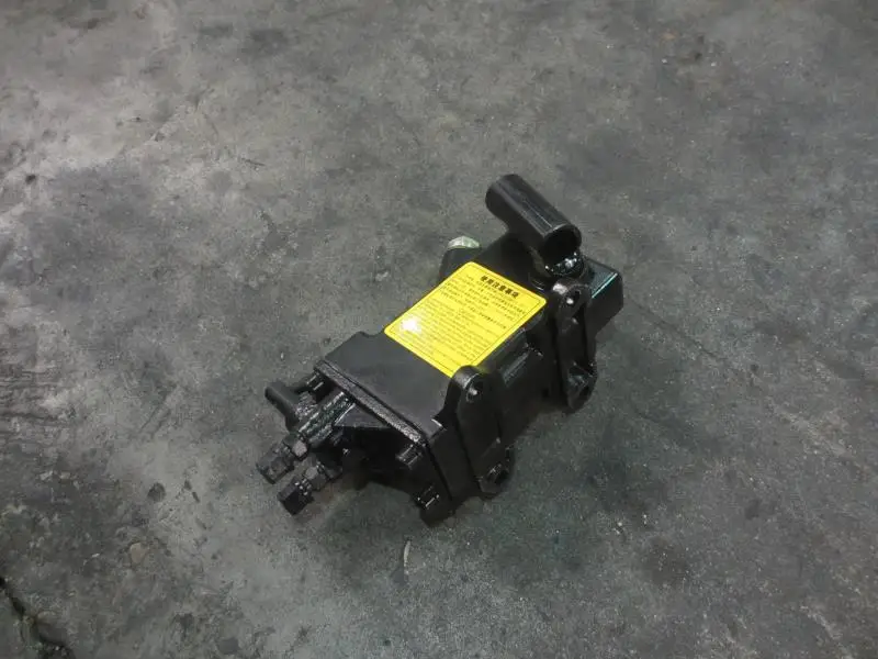 Weichai engine China SHACMAN ORON Truck Spare Parts Original Hydraulic Manual Pump 199100820025