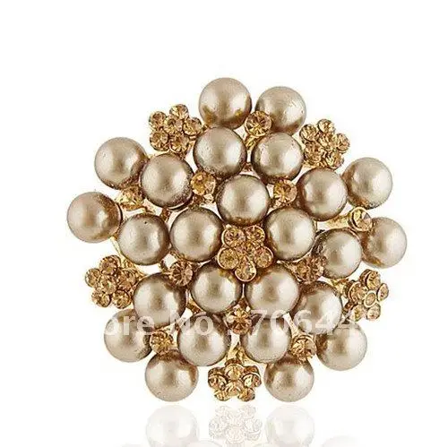 

Gold Tone Light Brown Pearl Cluster and Rhinestone Crystal Bridal Brooches