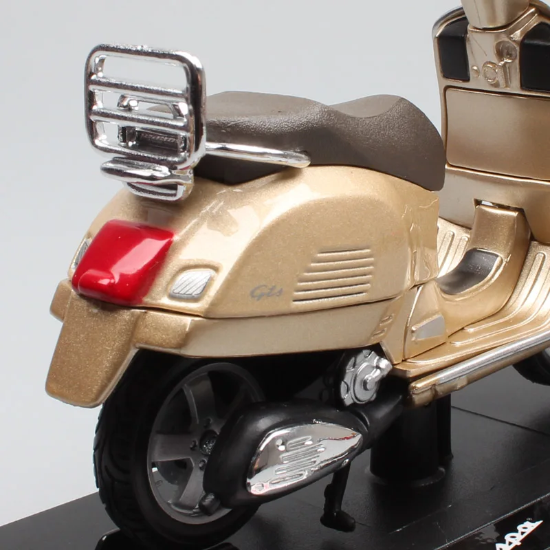 1:18 scale maisto Piaggio Vespa GTS 300 scooter motorcycle diecast vehicles sports motor bike toys models for children gold