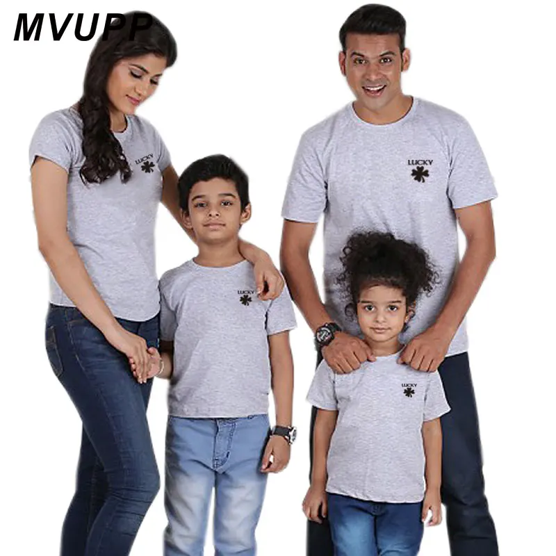 Семейные футболки с принтом «lucky Clover» одинаковые комплекты Повседневная футболка с принтом «Мама и я» для папы, мамы и сына летний комплект для мамы и дочки, camisa