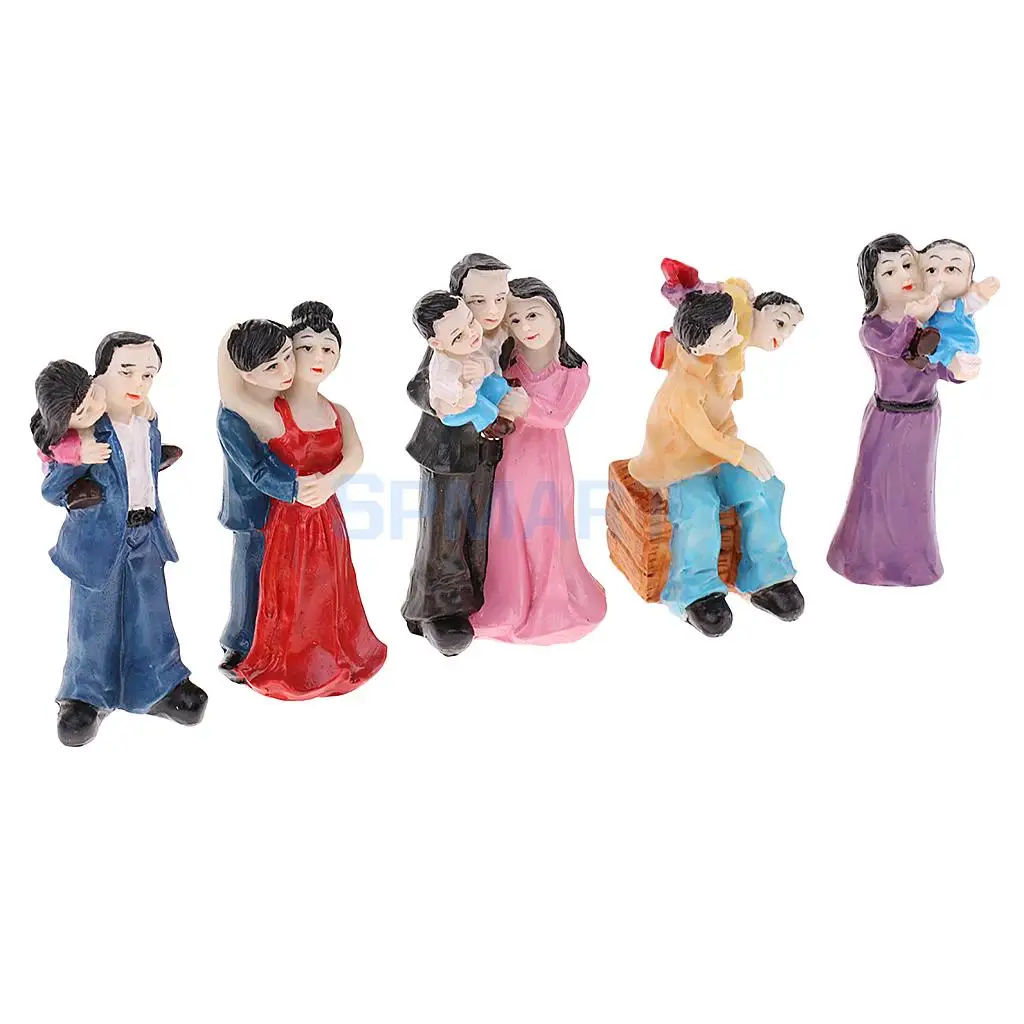 1 Set Resin Family Father Mother Children Model Miniature Statue for Sandplay Sand Table Game Parts Kids Toys Craft