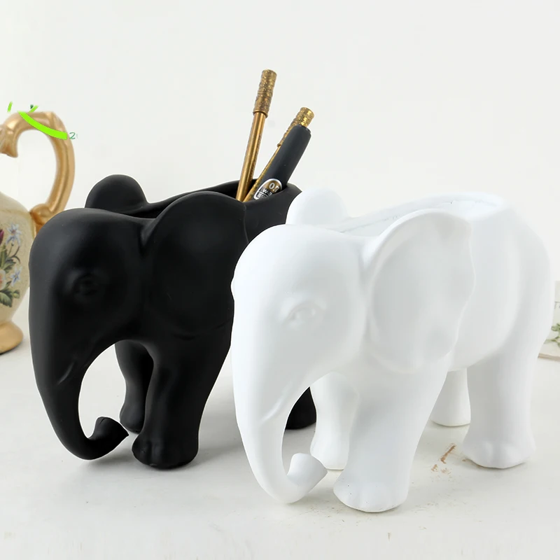 Art African Elephant Office Desk Resin statue Decoration Creative study