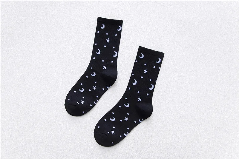 Корейские модные дизайнерские носки со звездами и луной, женские счастливые носки, осенние носки для скейтборда, женские хлопковые носки harajuku - Цвет: A