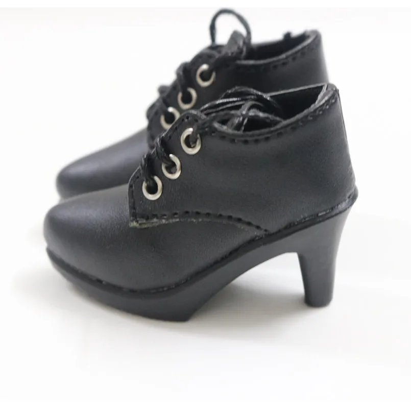 DOLLBOOT-12
