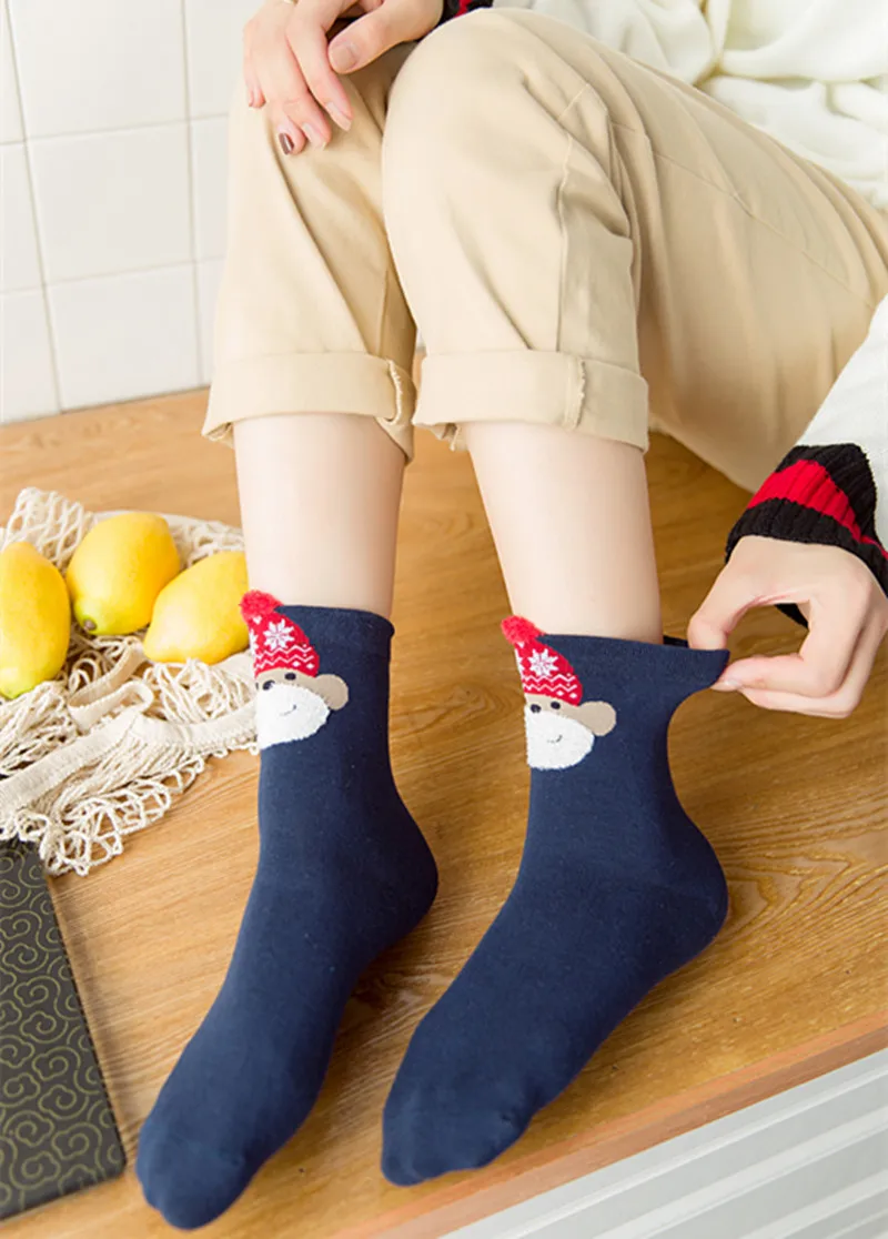 Новинка года; 4 пары зимних женских рождественских носков женские носки до середины икры с милым рисунком оленя, снеговика, Санты Calcetines Mujer в подарочной упаковке
