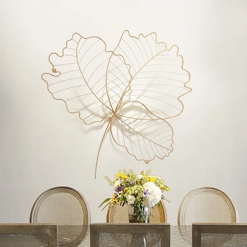 

Modern European Maple Leaf Openwork Iron Background Wall Hanging Creative Wall Decoration Home Club Metal
