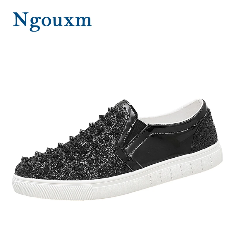 

Ngouxm Autumn Spring Design Men Flats Black Loafers Rivet Sequins Shiny Shoes Man Slip On Golden Bling Patent Leather Shoes