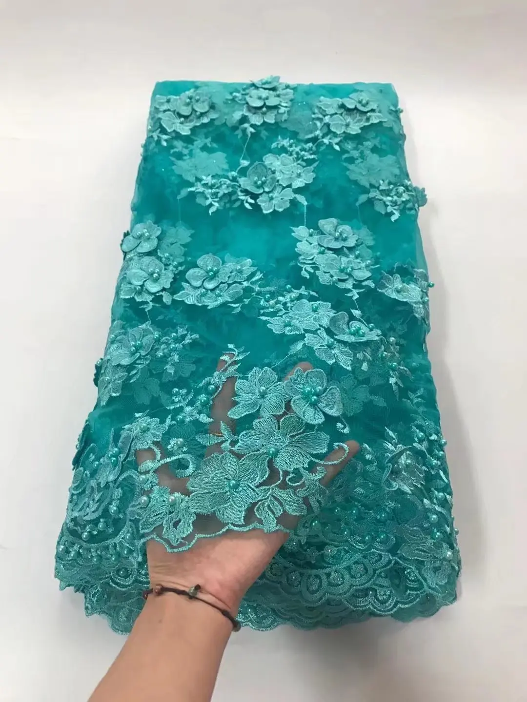 Pesca 3d Del Fiore Del Tessuto Con Perline 2017 Nuovo Disegno In Rilievo Tessuto di pizzo Con Fiore 3d di Alta Qualit  Tessuto Africano Del Merletto 5 yards