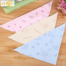 A24 двойной напольная Пряжка ремешка треугольное полотенце из плотного бархата; детский слюнявчик нагрудники полотенца Слюнявчики