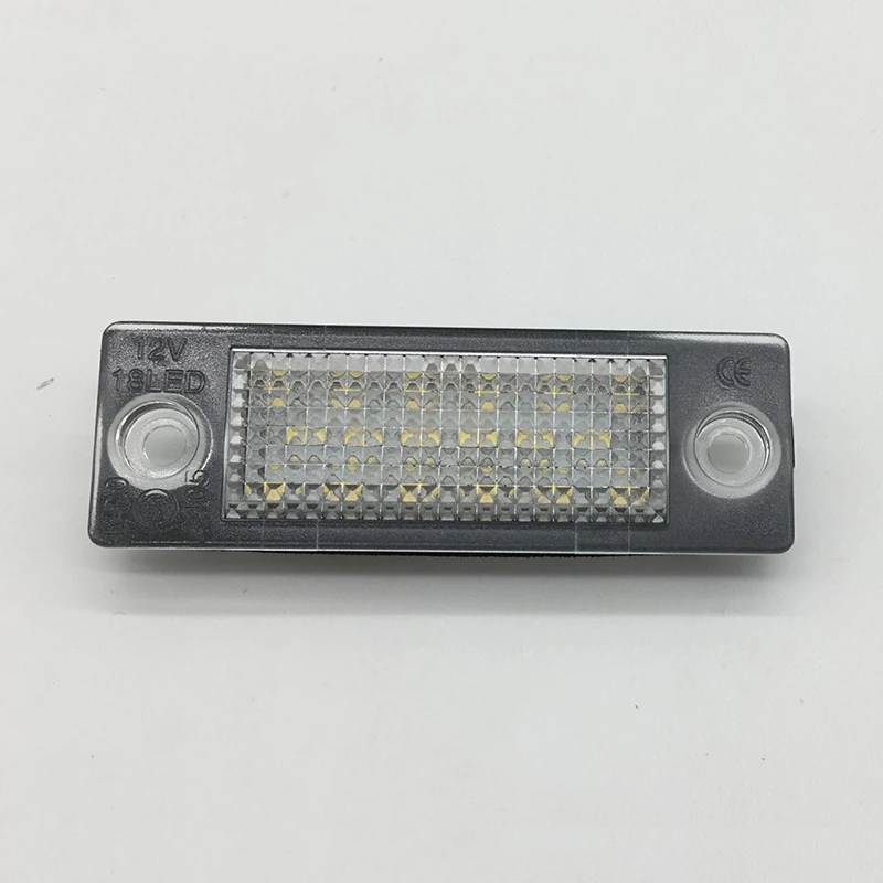 2 шт. 18SMD светодиодный задний номерной знак светильник для VW Jetta Touran/Passat B6 5D для Skoda Superb 1 3U B5 автомобильный Стайлинг