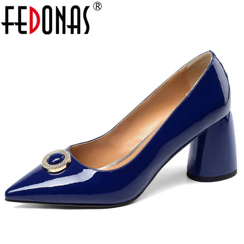 

FEDONAS Fashion Women Pumps New Arrival Metal Decoration Genuine Leather Pointed Toe Wedding Shoes Woman Spring Summer Heels