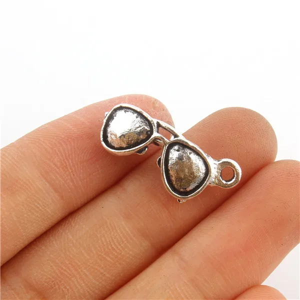 

10PCS Sunglasses Tibetan Silver 3D Charms Pendants Beads Fit Jewelry Making 8*20mm