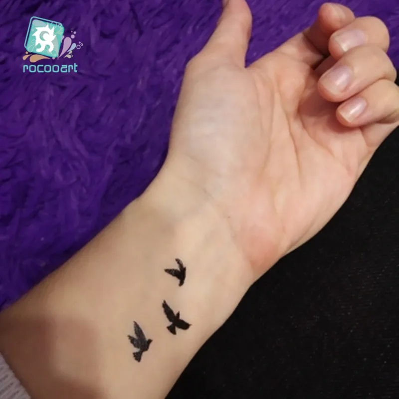 

22 Different New 2018 Color Black Body Bird Swallow Tattoo Waterfproof Fake Hummingbird Temporary Tattoo Sticker For Women