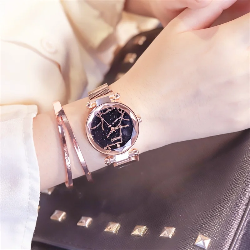 Розовое золото Роскошные для женщин Мода часы абстрактный, текстурный циферблат магнит с сетчатым ремешком Необычные кварцевые часы