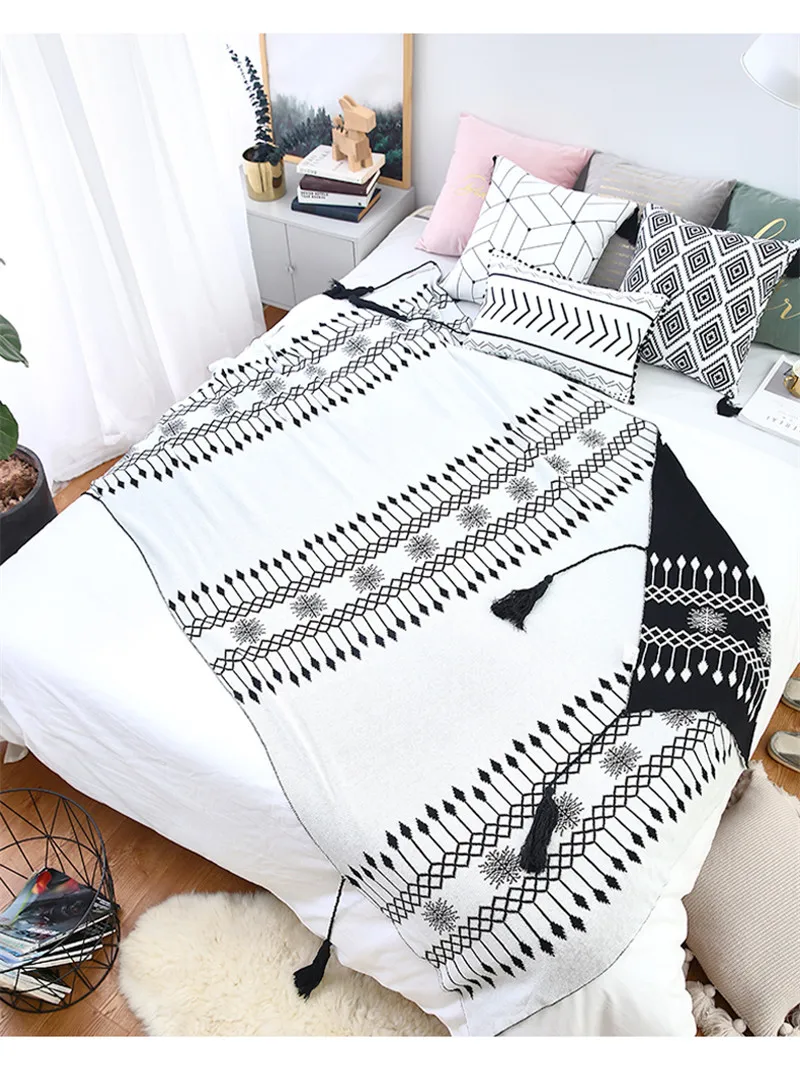 Черно-белое геометрическое двустороннее одеяло в скандинавском стиле, мягкий хлопковый трикотажный плед для взрослых, диван-кровать, домашний декор, 130x160 см - Цвет: blanket 130x160cm