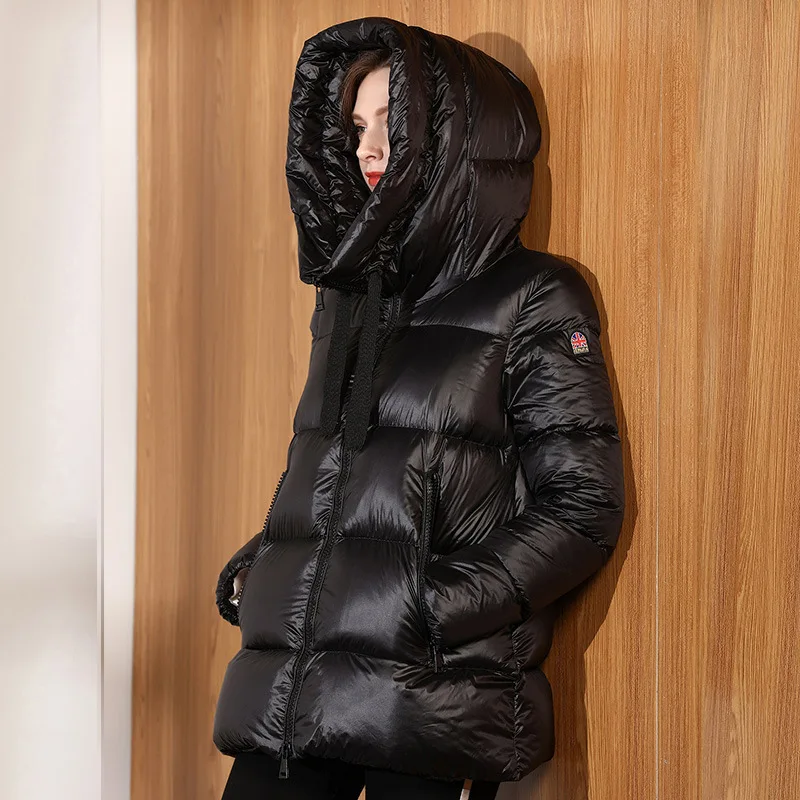 

2019 winter and autumn women down coat jackets duck down 90%