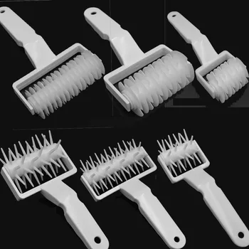 

2 Style Baking Tools DIY Plastic Pizza Cookies Dough Roller Pastry Pie Needle Wheels Cutter Sewing Machine Bread Hole Punch