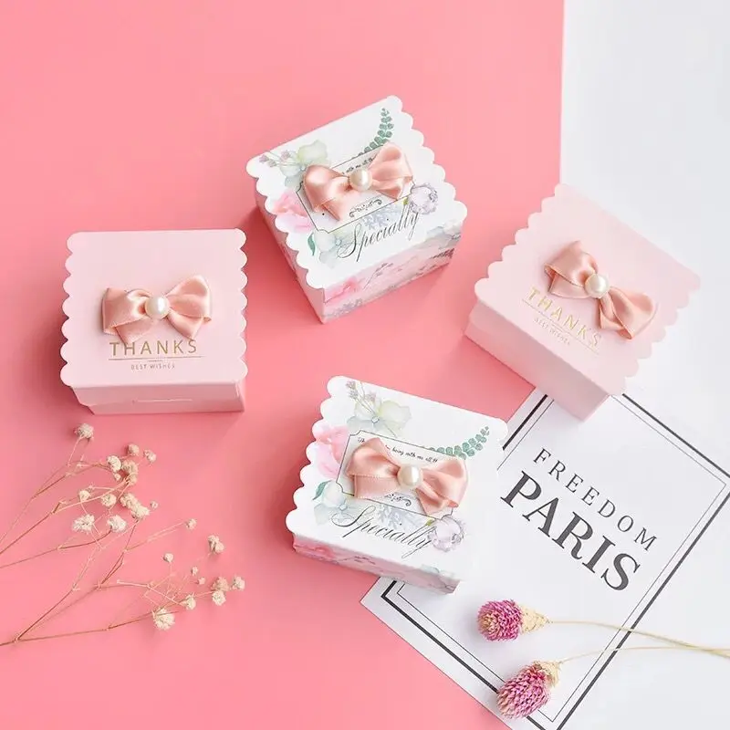 

Free Shipping 50pcs Wedding favor and gifts custom logo candy boxes pink green peal Personalized tag diy a gift for guests