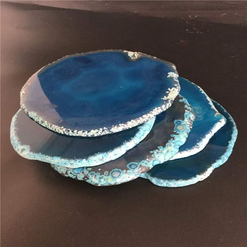 1 шт. натуральные и красивые синие кусочки агата могут быть использованы в качестве украшения или в качестве подставки