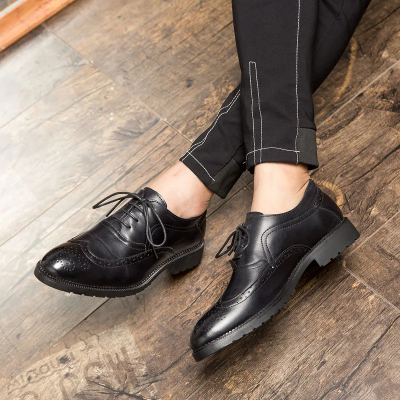 Desai Новое поступление в ретро-стиле из материала под бычью кожу дизайн Для мужчин Классические официальные туфли в деловом стиле сапоги из высококачественной кожи Для мужчин Полуботинки, платье, обувь