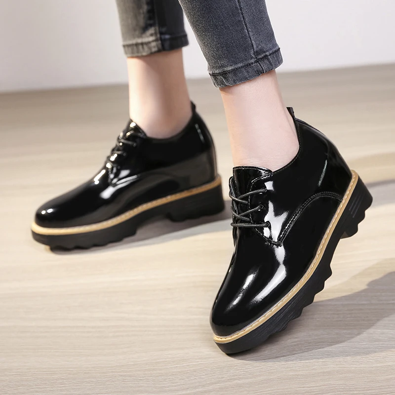 

New Spring Sneakers Women Shoes Woman Black White Leather Casual Shoes Female Lace Up Ladies Shoes Flat Platform Shoes Oxfords