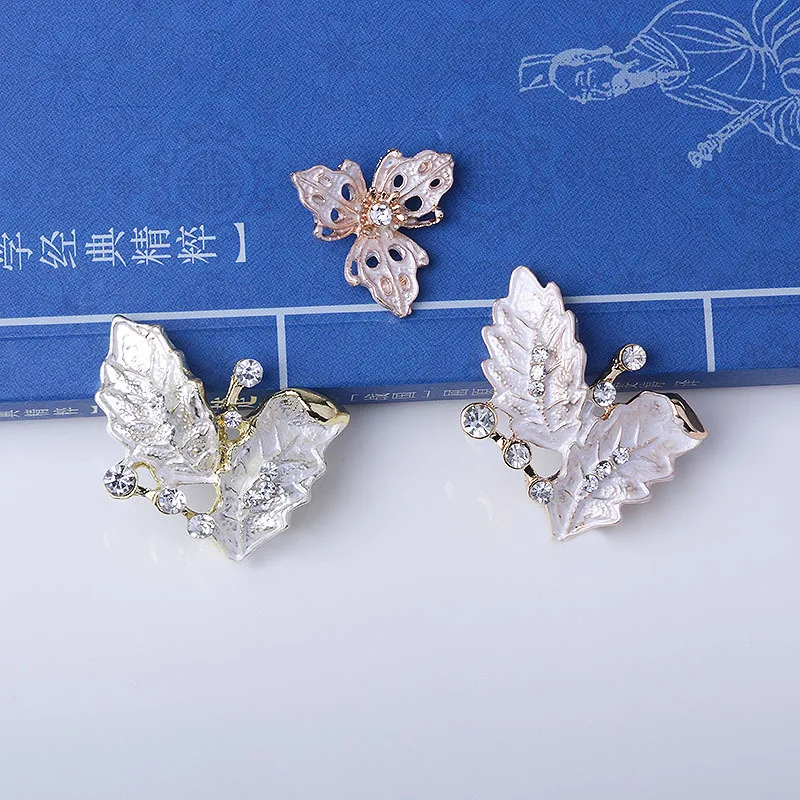 

50PCS Gold tone Alloy Material Crystal Leaf Branch Charm Crystal Flower Pendant for Wedding Head DIY Handmade Jewelry Making