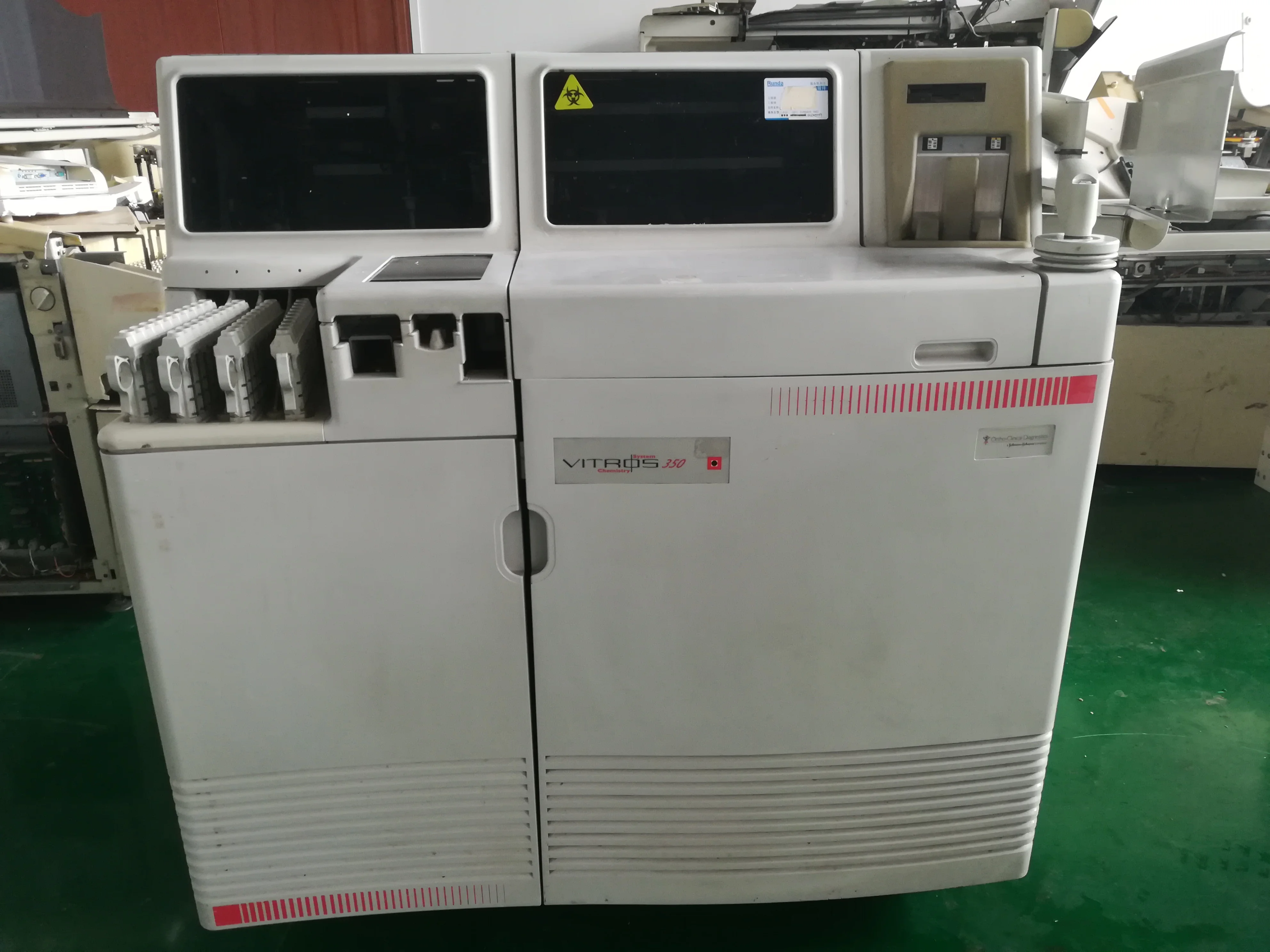 

JOHNSON VITROS350 Biomedical Filters Second-Hand Whole Machine