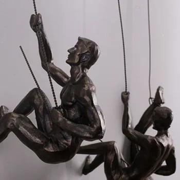 

Climbing Man Resin Wall Hanging Pendant Cafe Bar Decoration Creative Retro Statue Living Room Rock America Industrial Style TB01