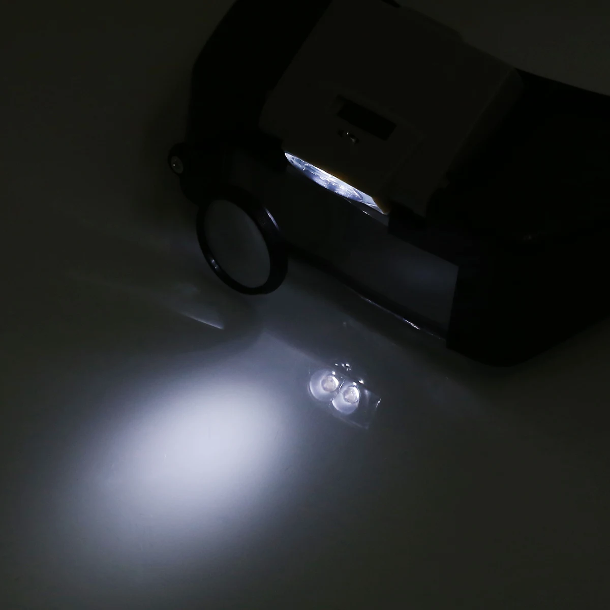 High Quality Head Magnifier Headband LED Power Light Visor Glasses for Jewelry Making Elderly Reading  Magnifying Optical Lens