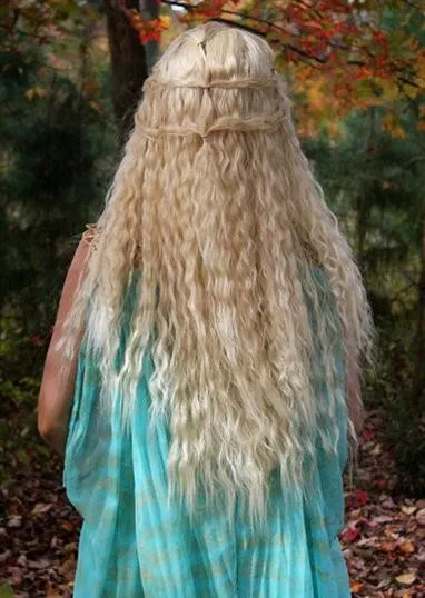 

A Song of Ice and Fire Fibre cap hair Wig Hairpiece Daenerys Targaryen Blonde Long Curly Braid Cosplay Wig Anime party props