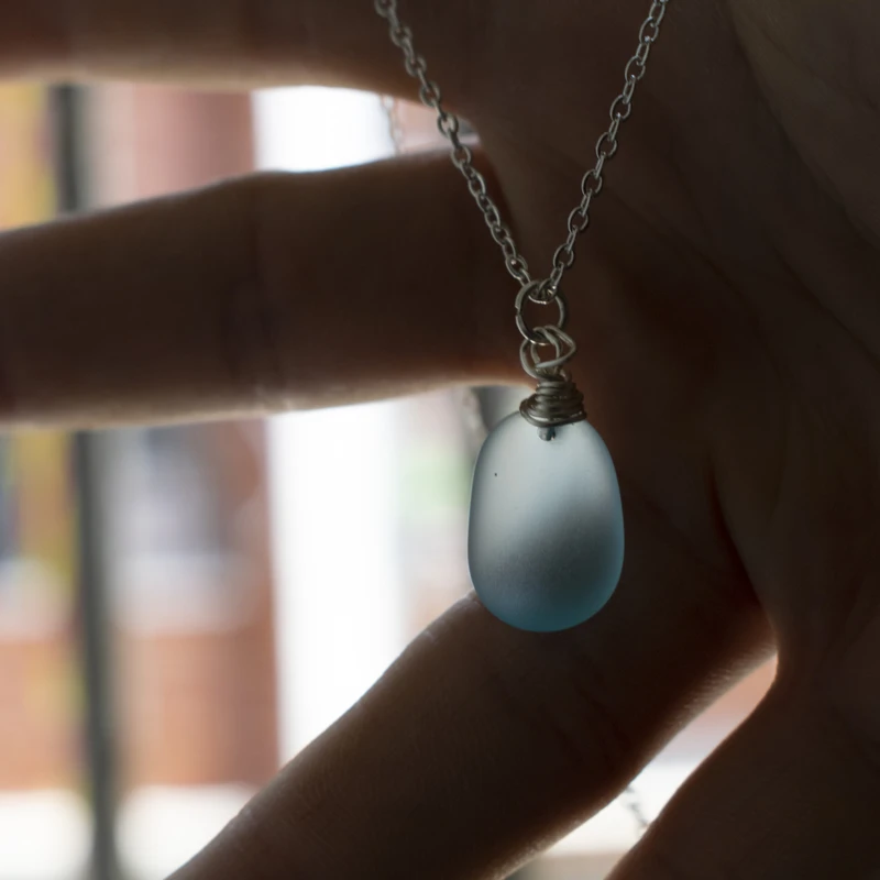 Sanlan Lovely Sea Glass Beading Pendant Blue Matte Sand Stone Necklace Ocean Frosted High Quality Beads Jewelry 5